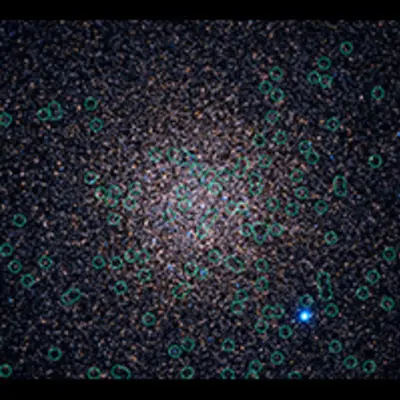 Hubble 47 Tucanae in UV with White Dwarfs Marked