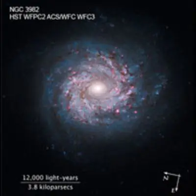 Compass and Scale Image for NGC 3982