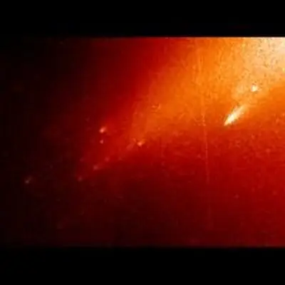 Comet LINEAR Shatters Into Shower of Mini-Comets