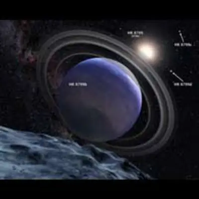 Artist's Concept of Exoplanet HR 8799b (Annotated)