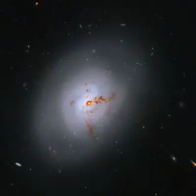 Hubble Sights Galaxy in Transition