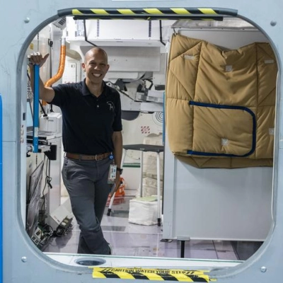 NASA astronaut Chris Williams participates in a training session