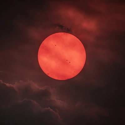 Red Sun through Wildfire Smoke