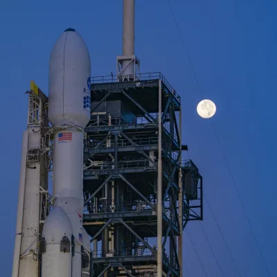 Roman Space Telescope Vertical at LC 39A