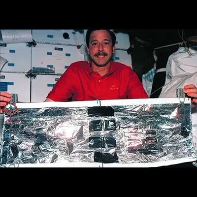 Making a Mend: Repairing Hubble's Insulation (1997)