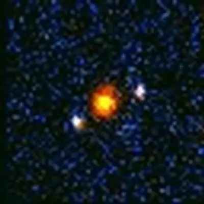 HST 01247+0352