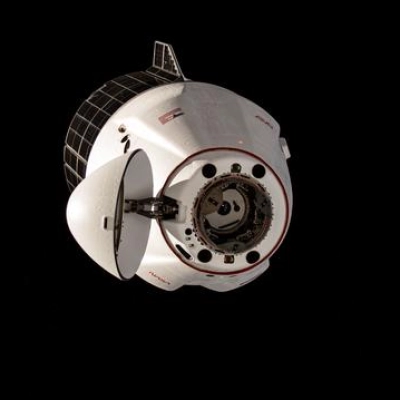 The SpaceX Dragon cargo craft approaches the International Space Station