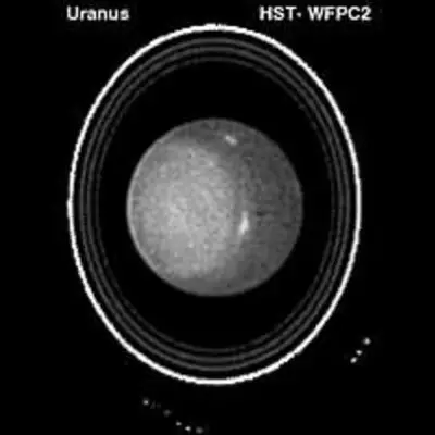 Hubble Observes the Planet Uranus