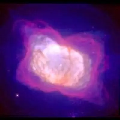 Planetary Nebula NGC 7027 in Infrared and Visible Light