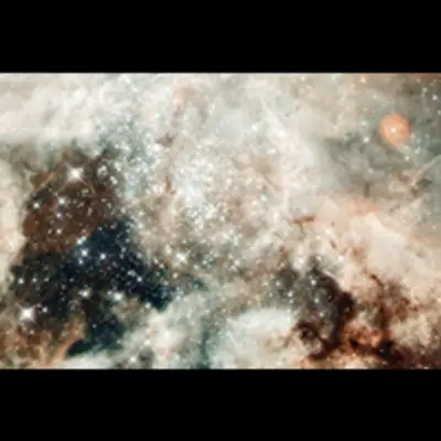 Hubble Images 30 Doradus: NGC 2070