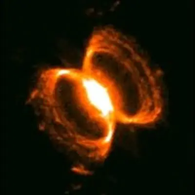 The Center of the Southern Crab Nebula He2-104