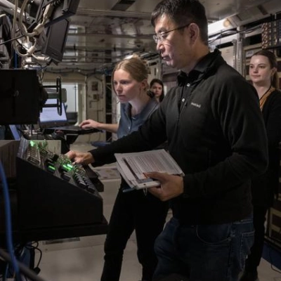 Astronauts Zena Cardman and Kimiya Yui conduct training scenarios with their instructors