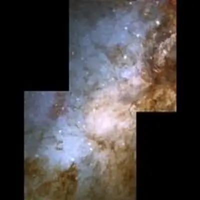 The Heart of the Galaxy M82 in Visible Light