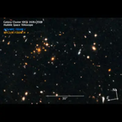 Compass and Scale Image of IDCS J1426.5+3508