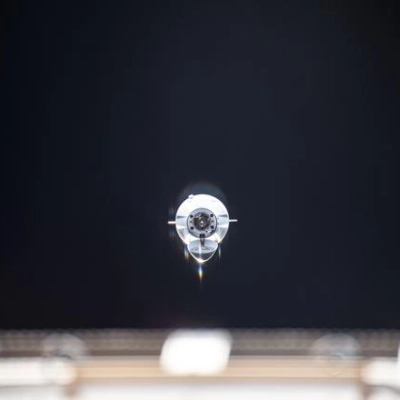 The SpaceX Dragon cargo craft approaches the International Space Station